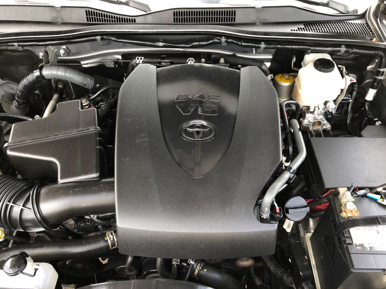 Toyota Tacoma 4WD Double Cab LB V6 AT TRD Off Road (Natl) 2016