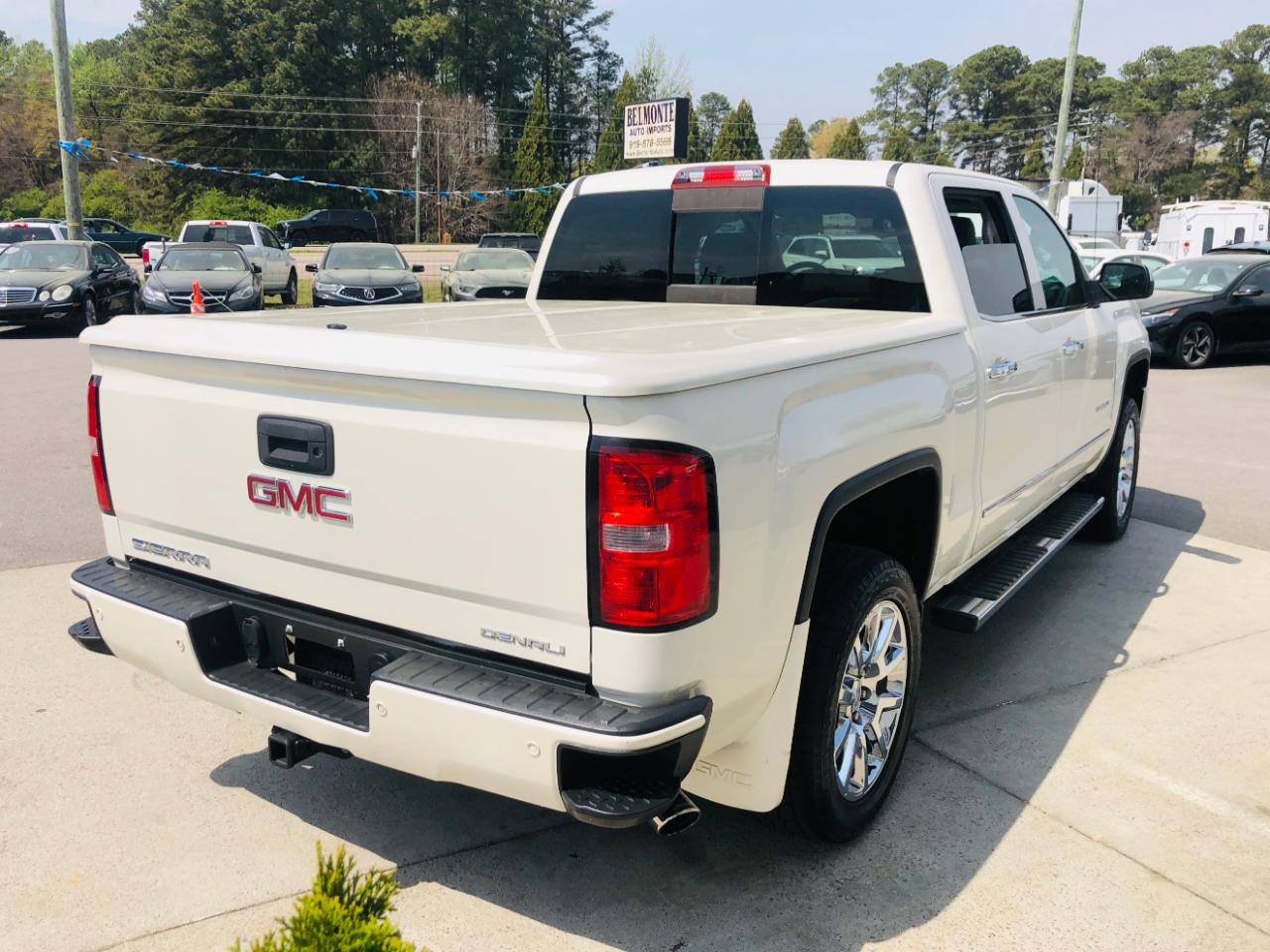 GMC Sierra 1500 4WD Crew Cab 143.5" Denali 2014