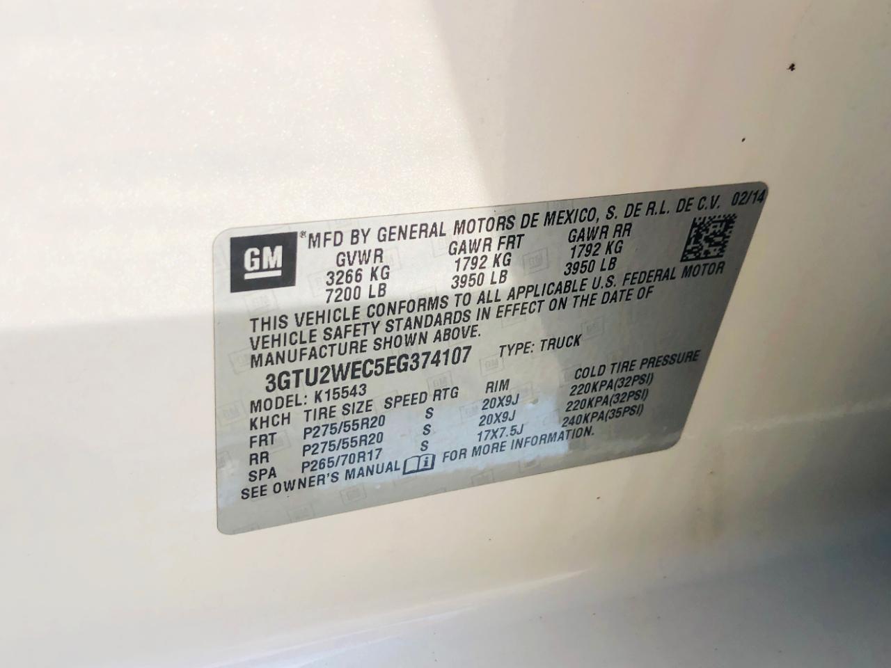 GMC Sierra 1500 4WD Crew Cab 143.5" Denali 2014