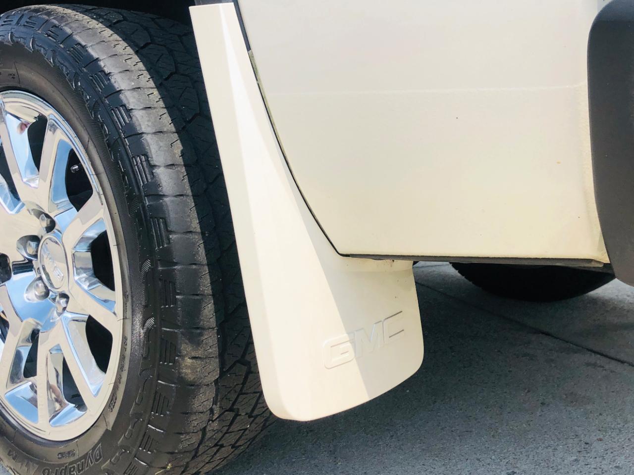 GMC Sierra 1500 4WD Crew Cab 143.5" Denali 2014