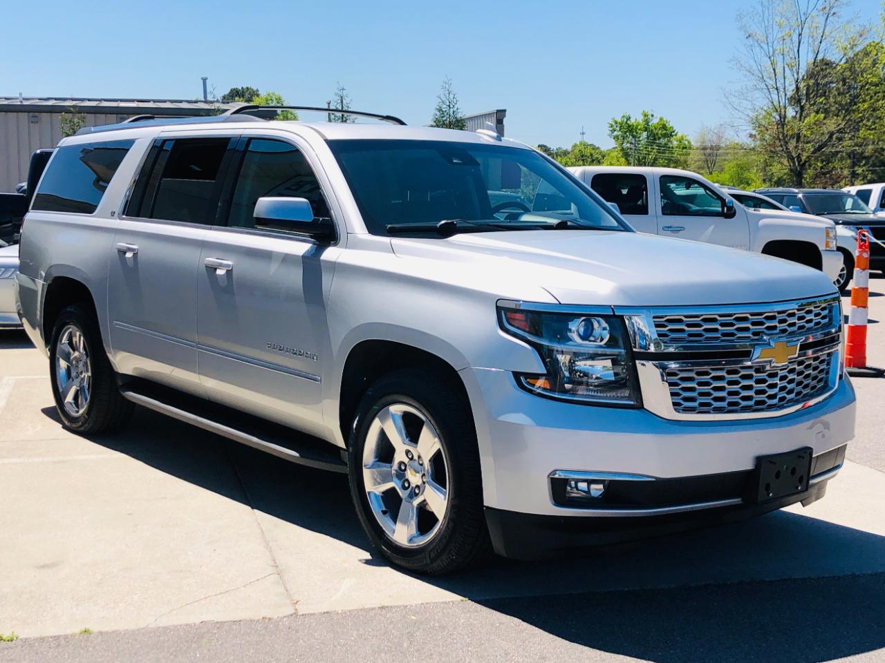Chevrolet Suburban 4WD 4dr 1500 LT 2016