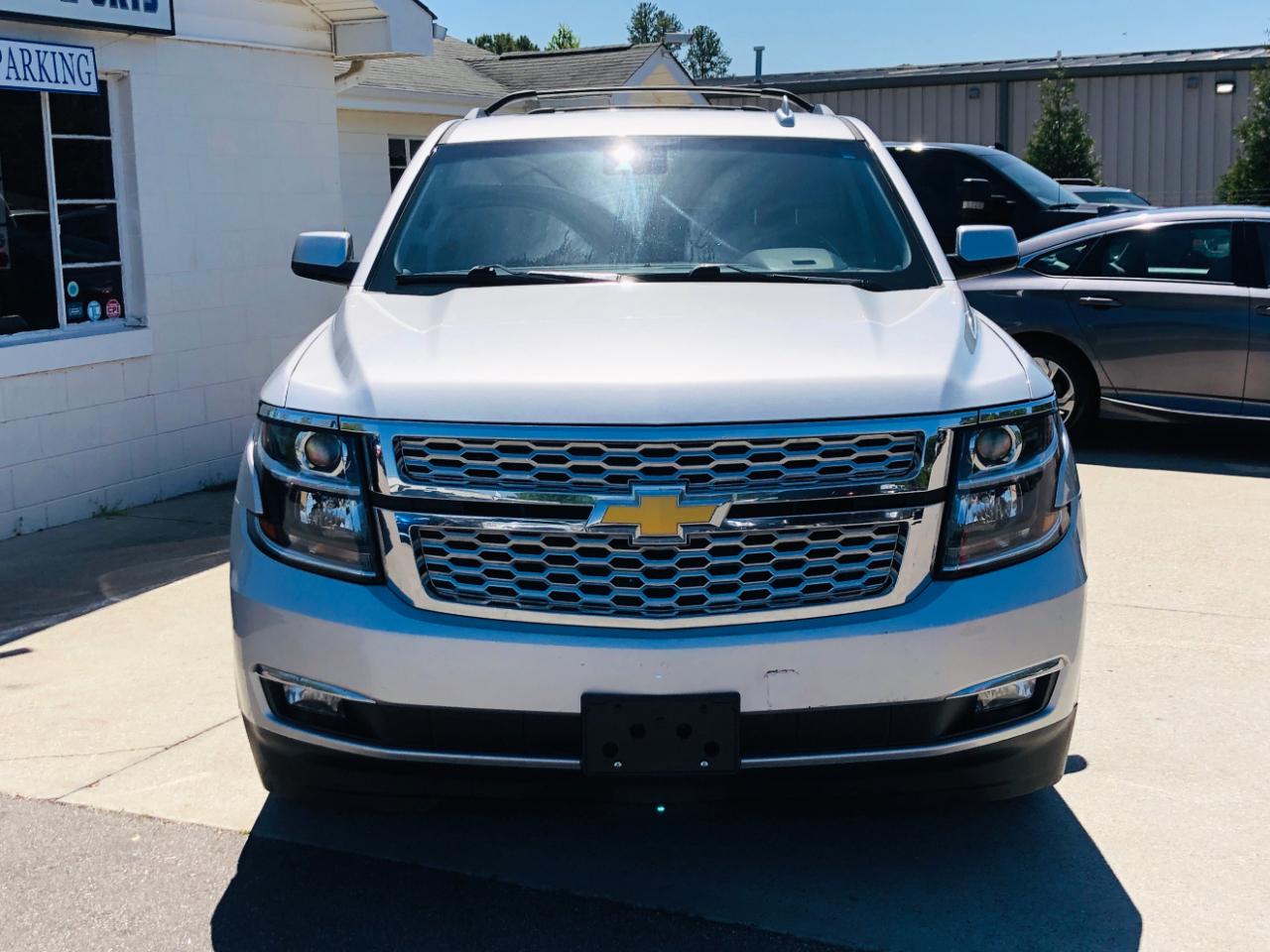 Chevrolet Suburban 4WD 4dr 1500 LT 2016