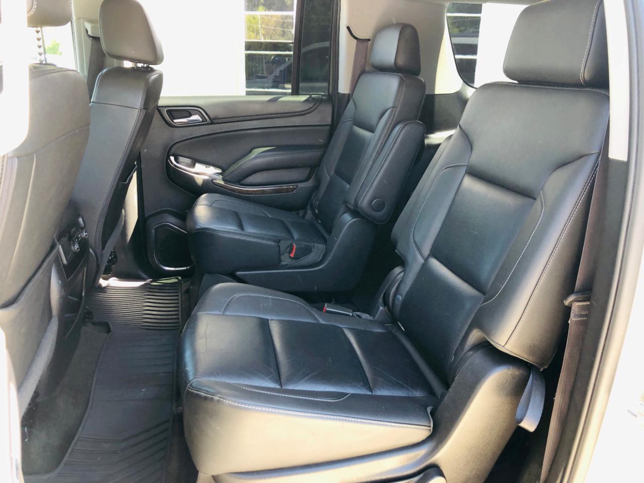 Chevrolet Suburban 4WD 4dr 1500 LT 2016