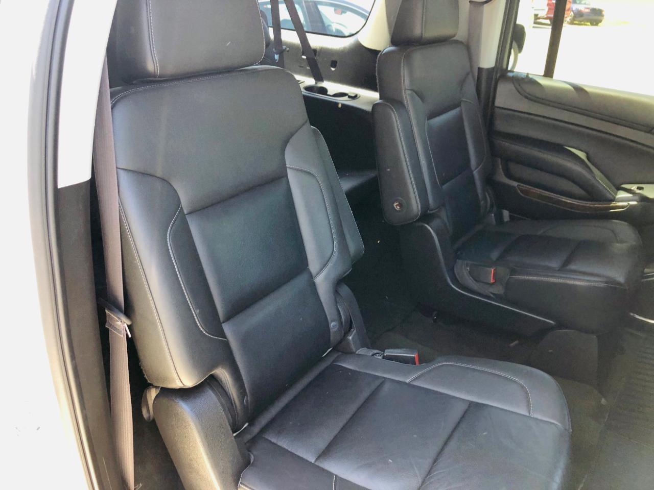 Chevrolet Suburban 4WD 4dr 1500 LT 2016