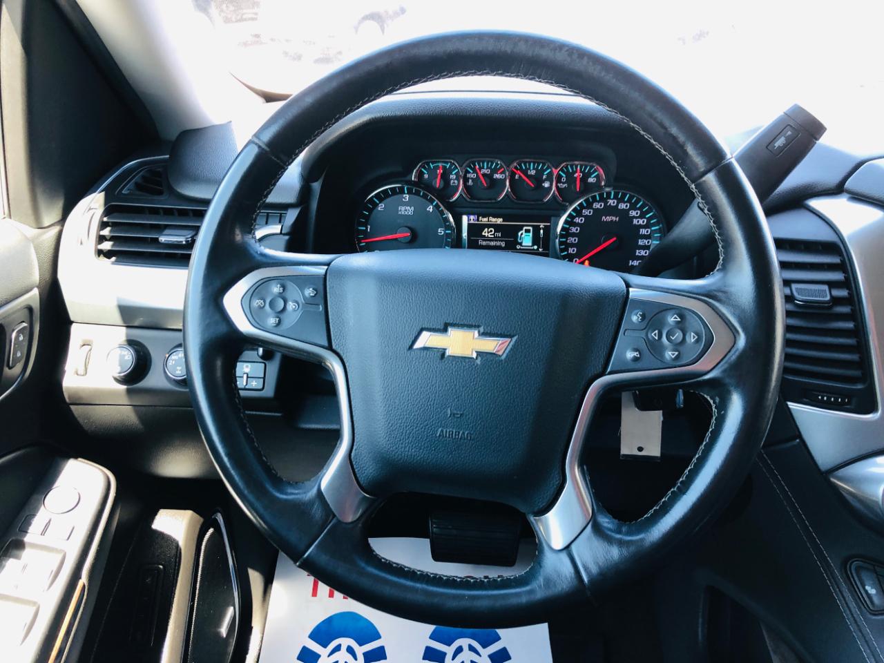 Chevrolet Suburban 4WD 4dr 1500 LT 2016