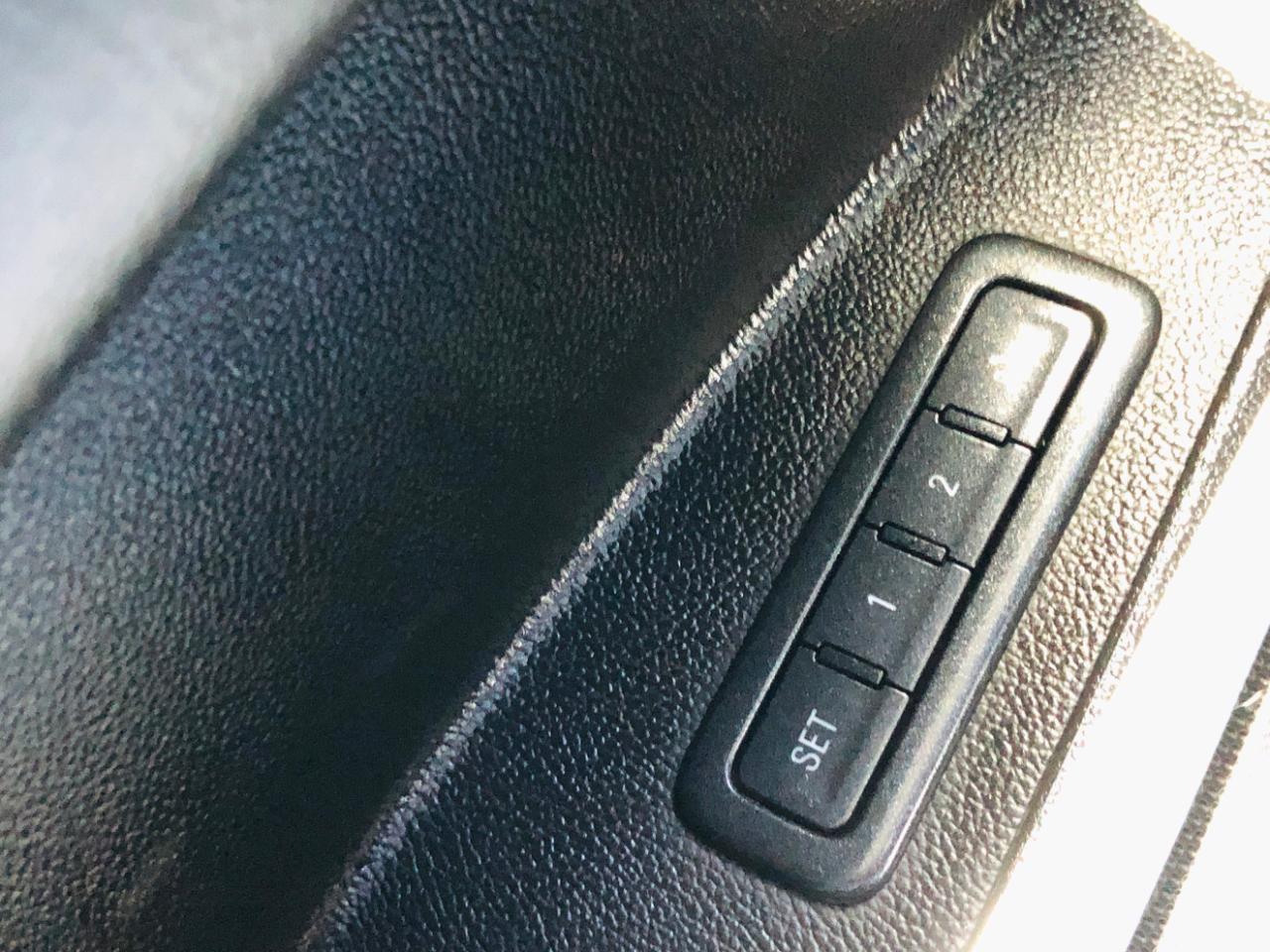 Chevrolet Suburban 4WD 4dr 1500 LT 2016