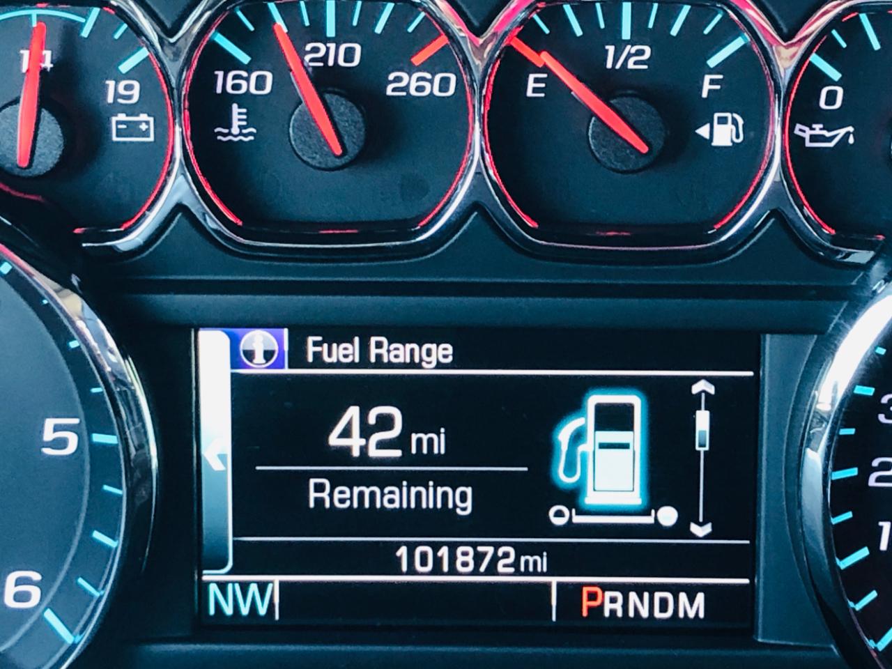 Chevrolet Suburban 4WD 4dr 1500 LT 2016