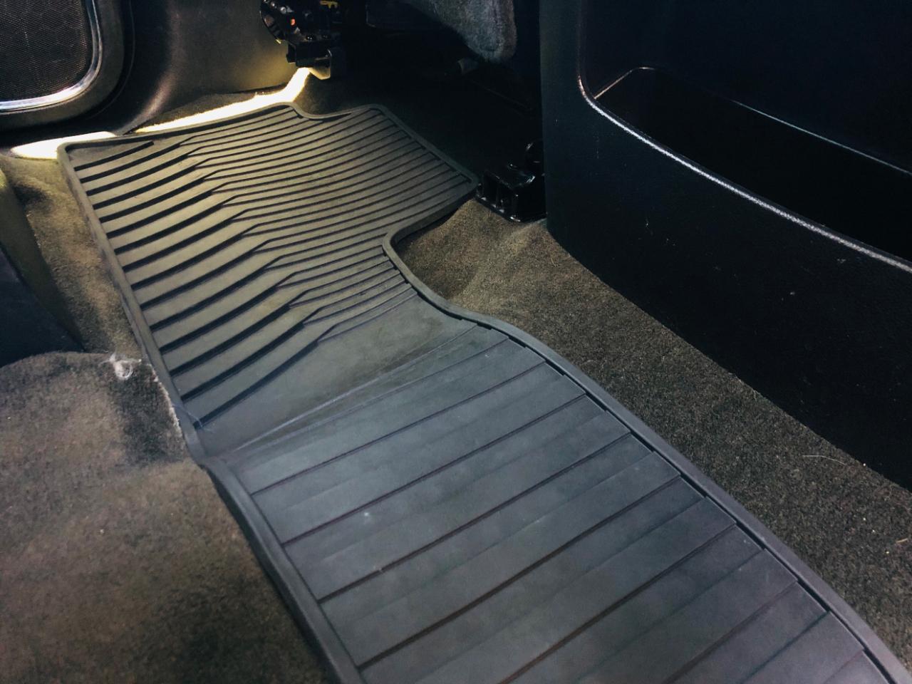 Chevrolet Suburban 4WD 4dr 1500 LT 2016