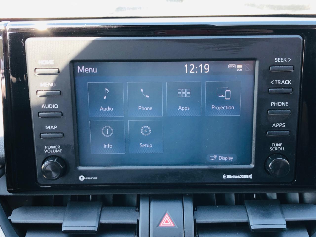 Toyota RAV4 XLE FWD (Natl) 2020