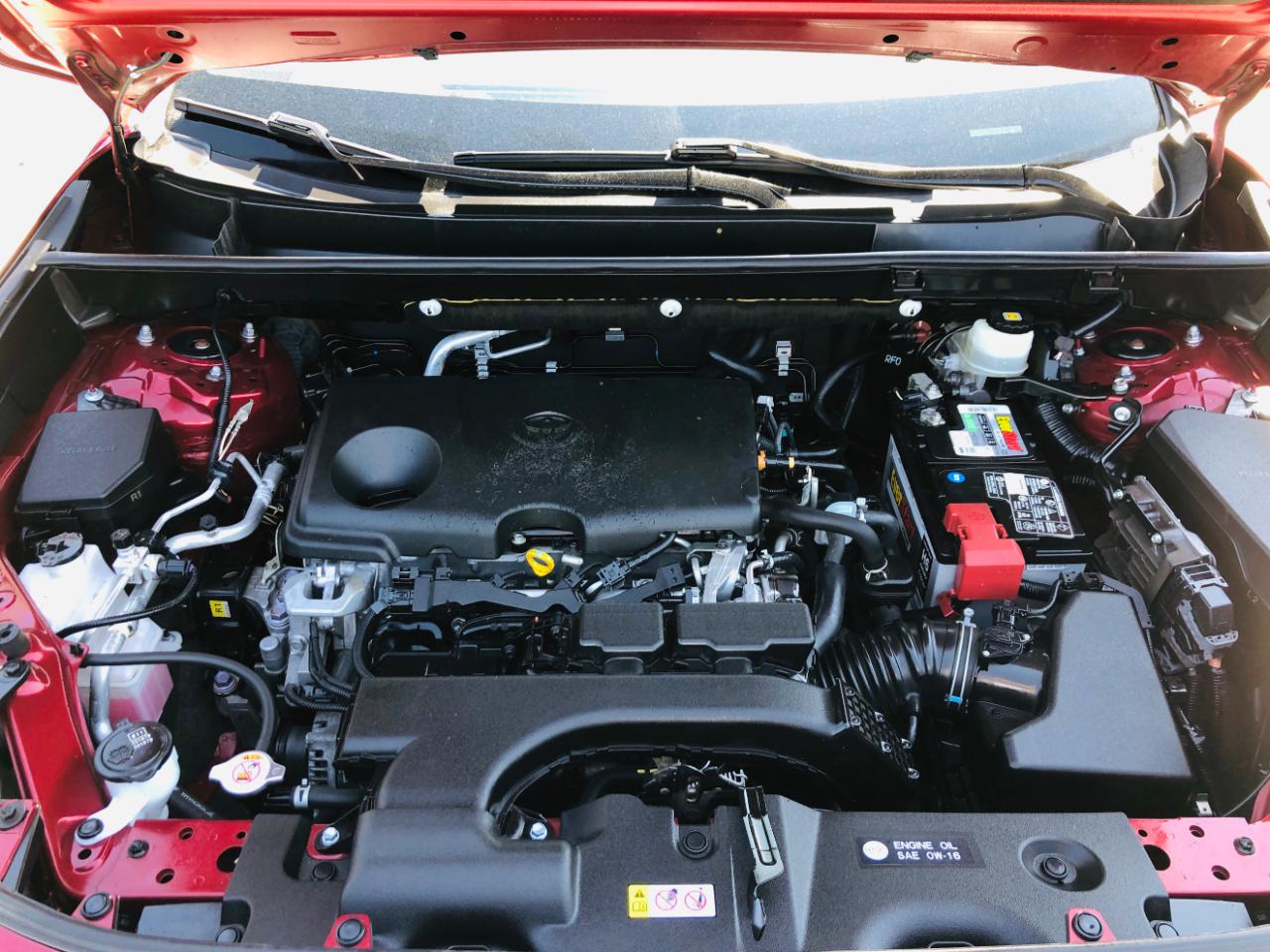 Toyota RAV4 XLE FWD (Natl) 2020