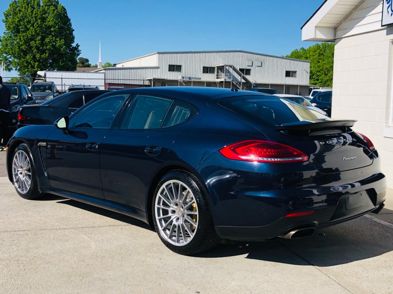 Porsche Panamera 4dr HB 4 2016