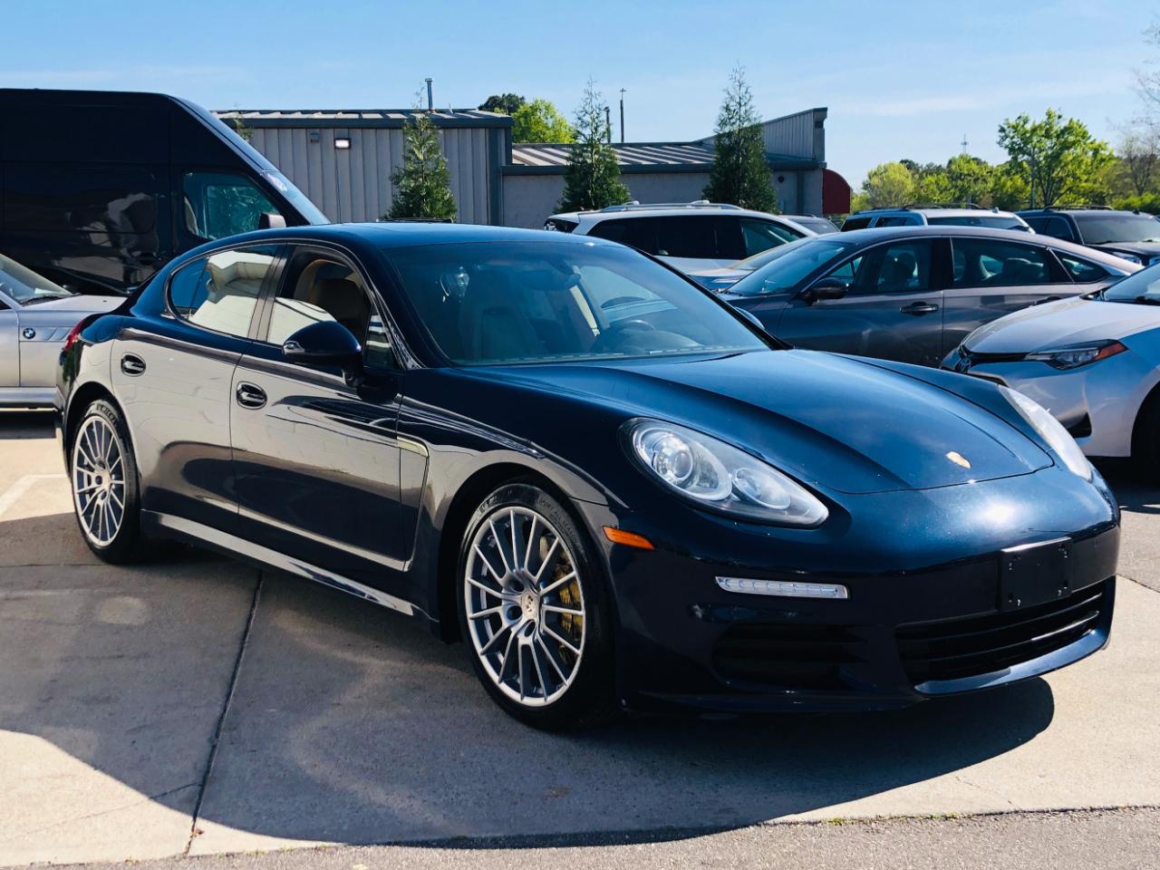 Porsche Panamera 4dr HB 4 2016
