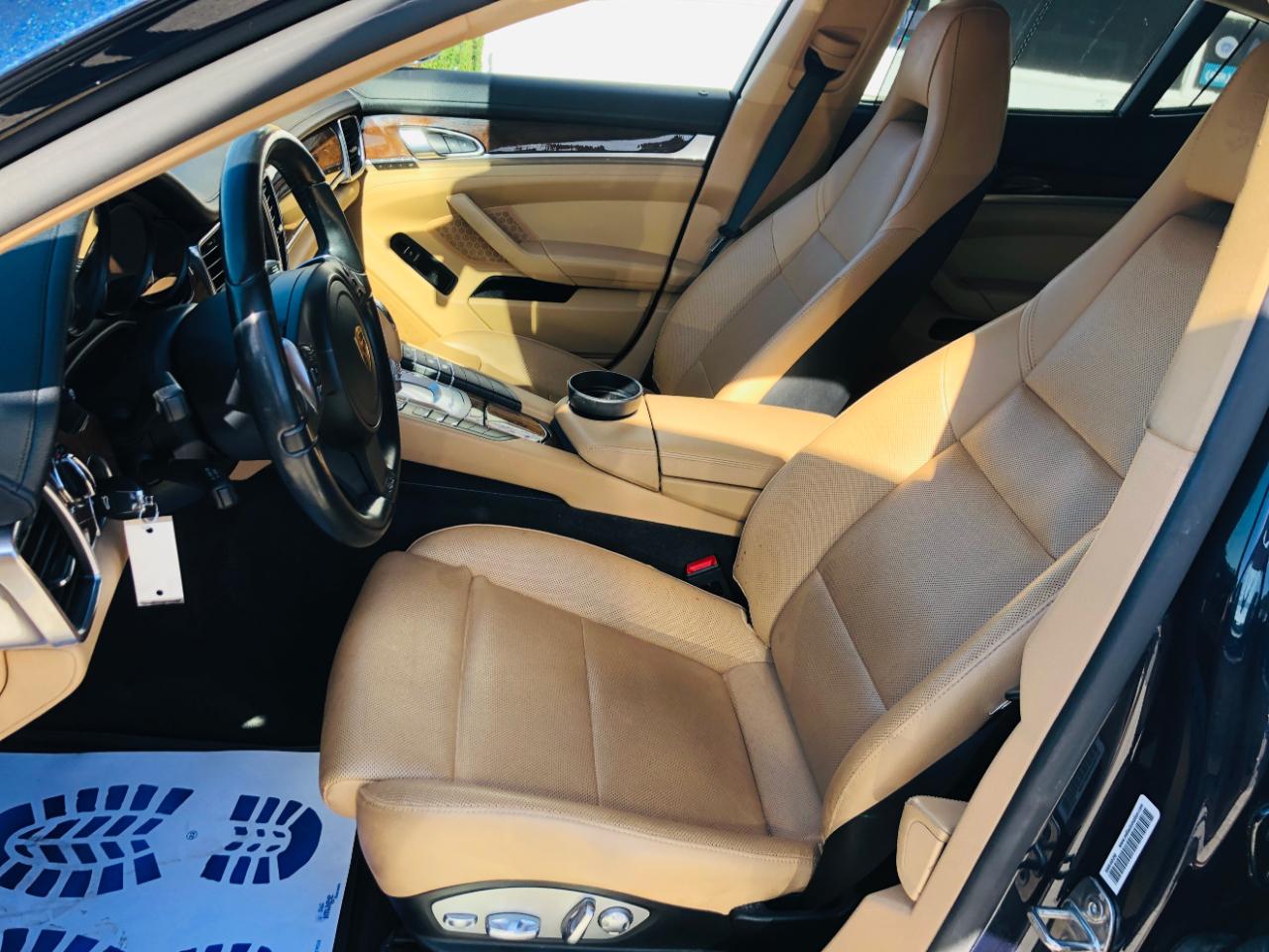 Porsche Panamera 4dr HB 4 2016