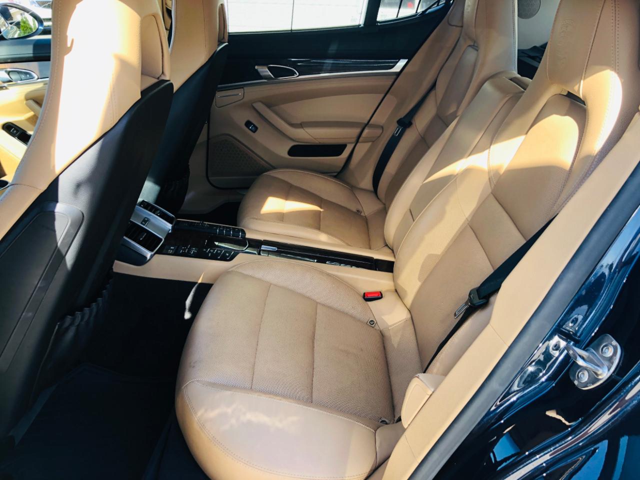 Porsche Panamera 4dr HB 4 2016