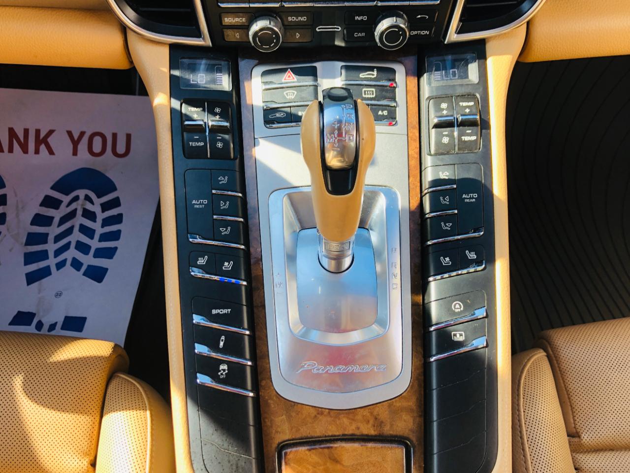 Porsche Panamera 4dr HB 4 2016