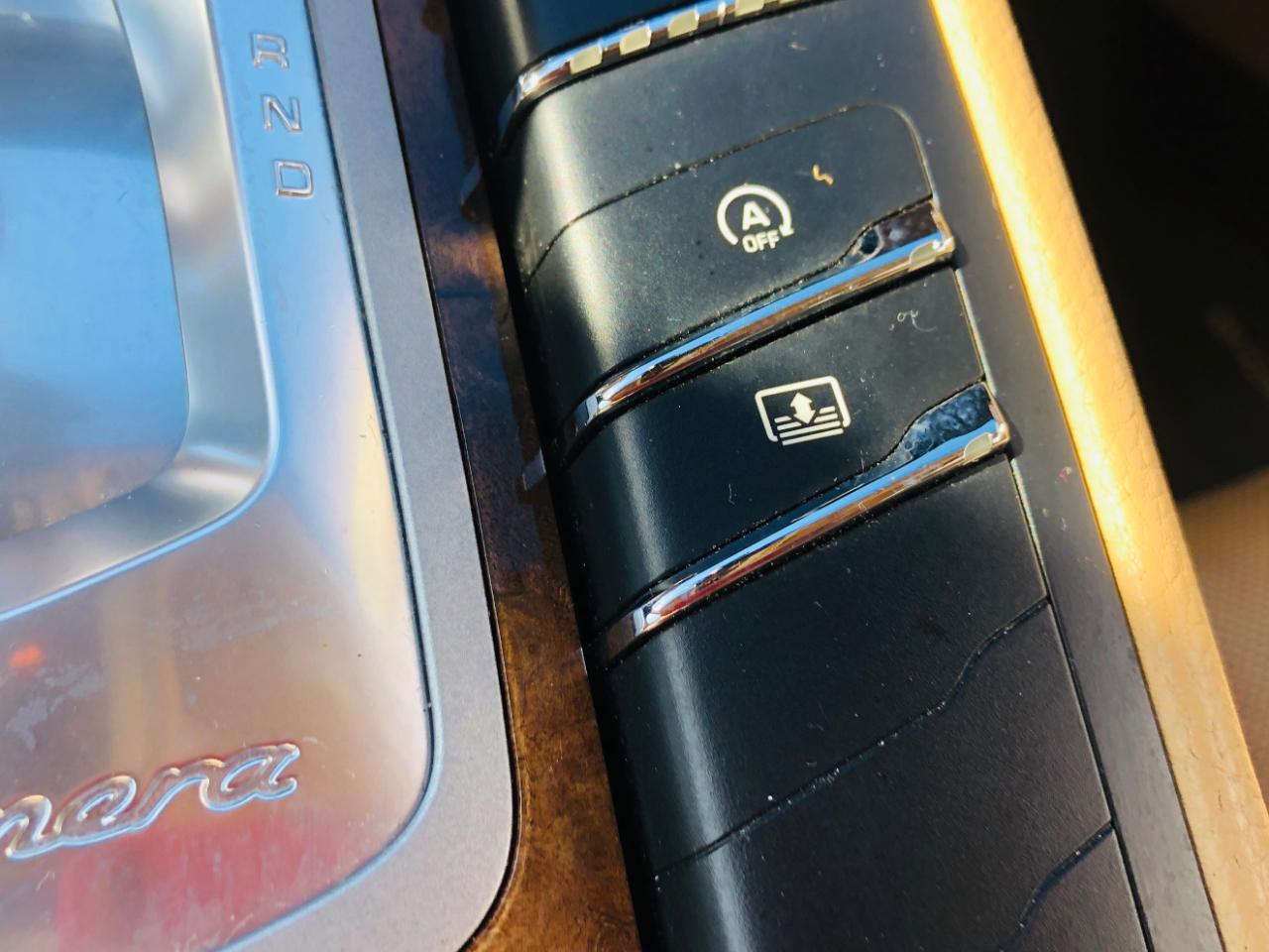 Porsche Panamera 4dr HB 4 2016