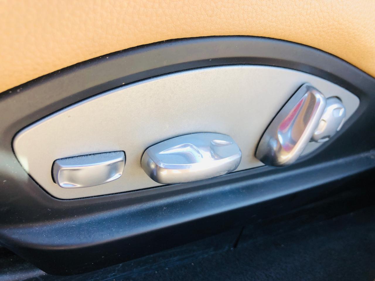 Porsche Panamera 4dr HB 4 2016