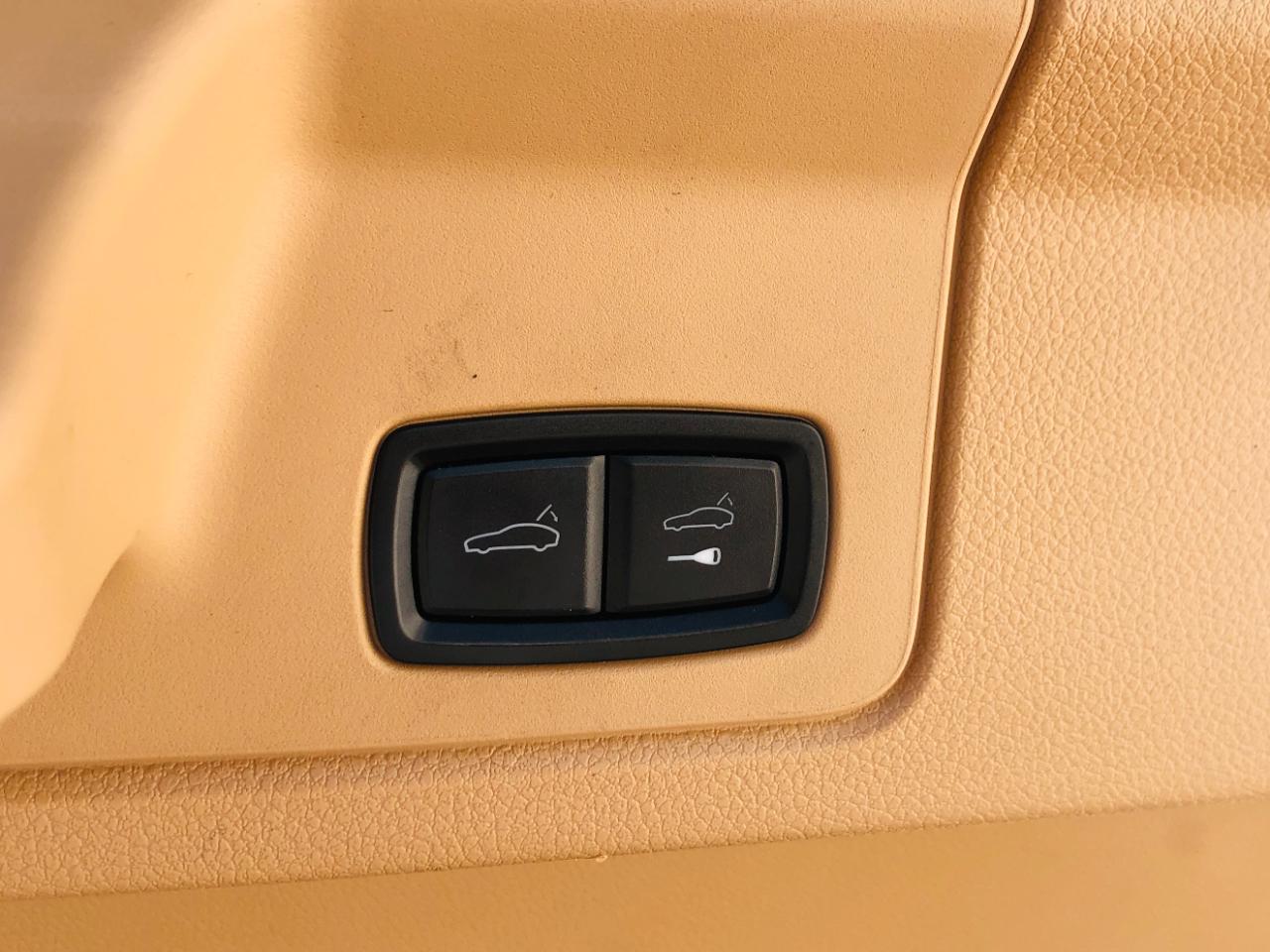 Porsche Panamera 4dr HB 4 2016