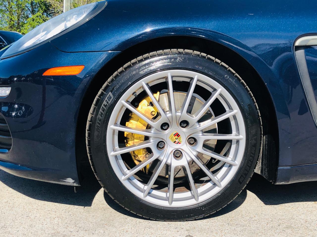 Porsche Panamera 4dr HB 4 2016