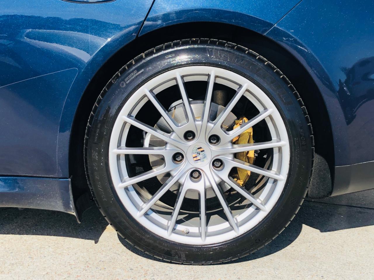 Porsche Panamera 4dr HB 4 2016