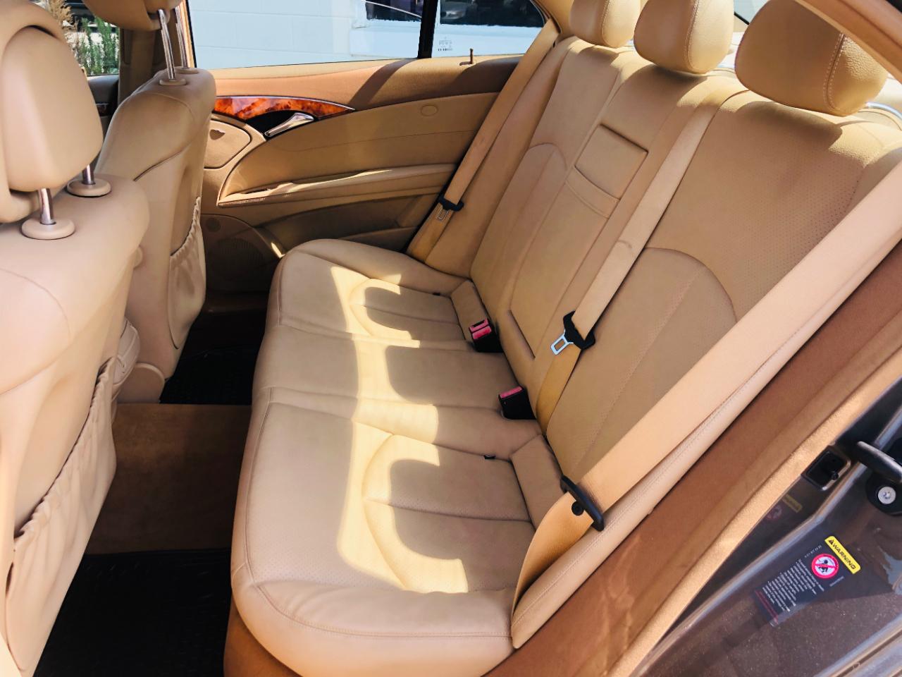 Mercedes-Benz E-Class 4dr Sdn 3.0L BlueTEC RWD 2009