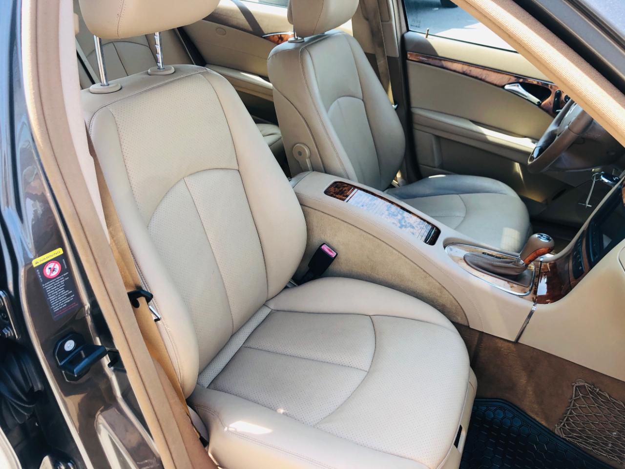 Mercedes-Benz E-Class 4dr Sdn 3.0L BlueTEC RWD 2009