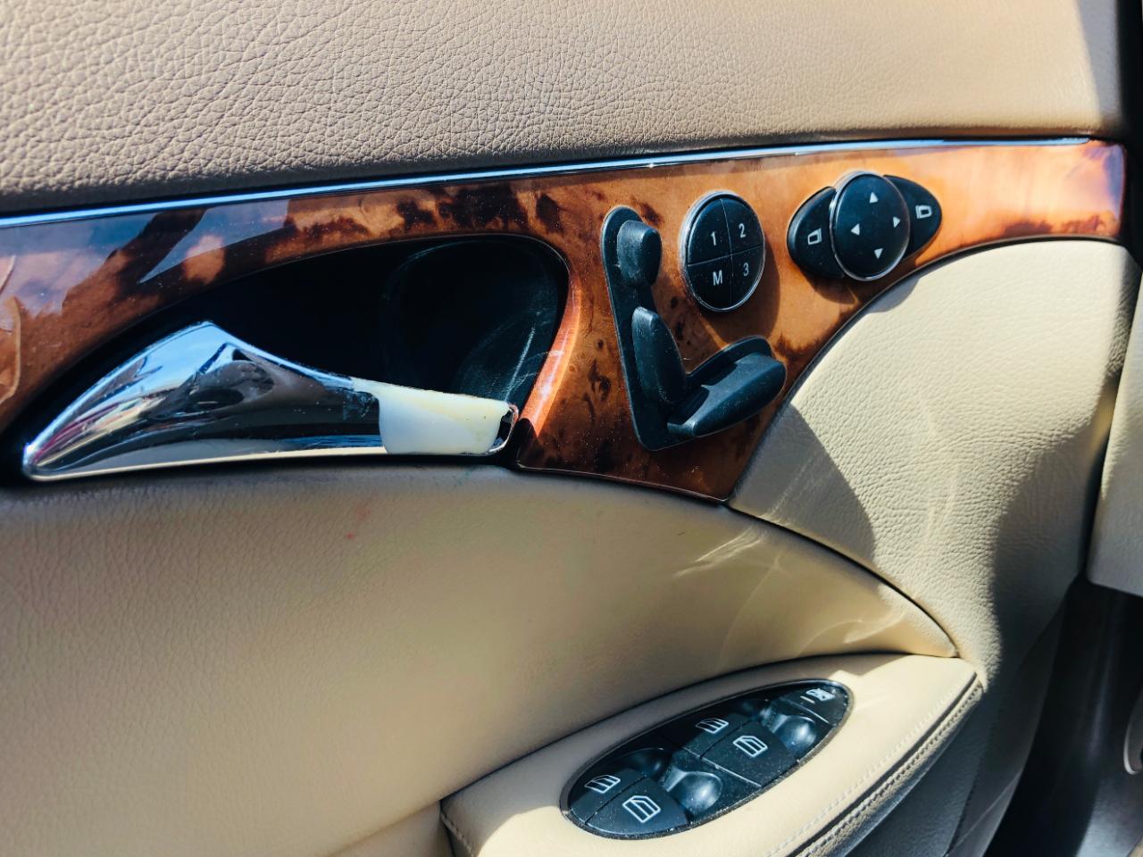 Mercedes-Benz E-Class 4dr Sdn 3.0L BlueTEC RWD 2009