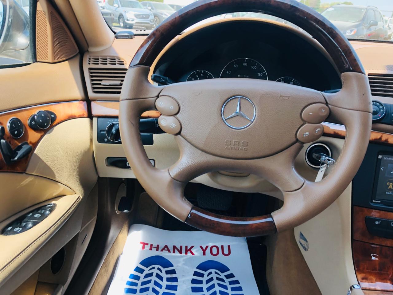 Mercedes-Benz E-Class 4dr Sdn 3.0L BlueTEC RWD 2009