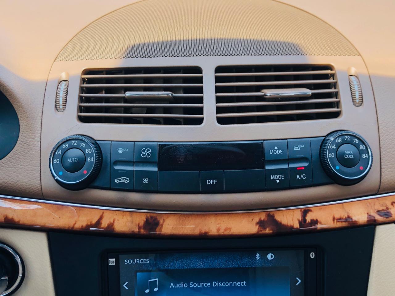 Mercedes-Benz E-Class 4dr Sdn 3.0L BlueTEC RWD 2009