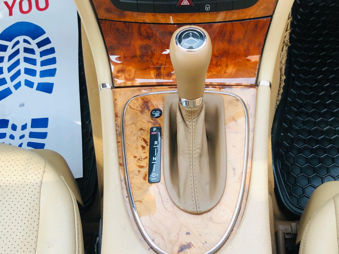 Mercedes-Benz E-Class 4dr Sdn 3.0L BlueTEC RWD 2009