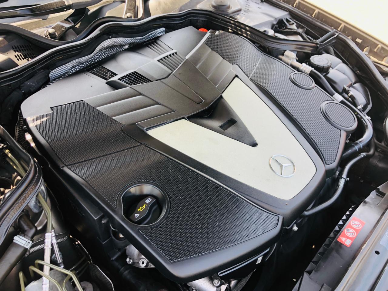 Mercedes-Benz E-Class 4dr Sdn 3.0L BlueTEC RWD 2009