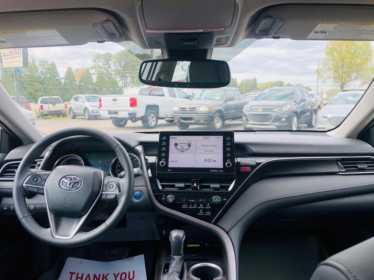 Toyota Camry Hybrid XLE CVT (Natl) 2022