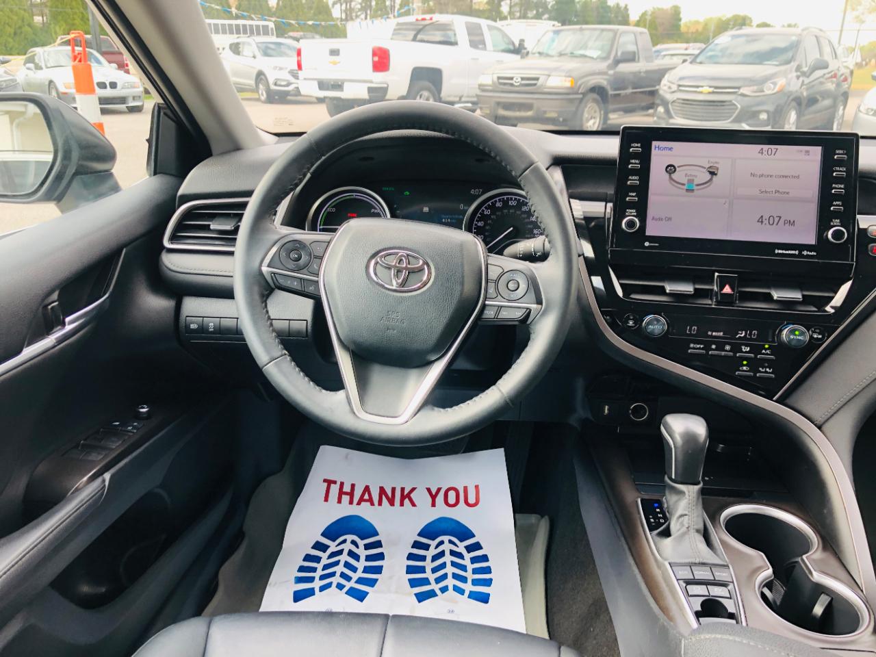 Toyota Camry Hybrid XLE CVT (Natl) 2022