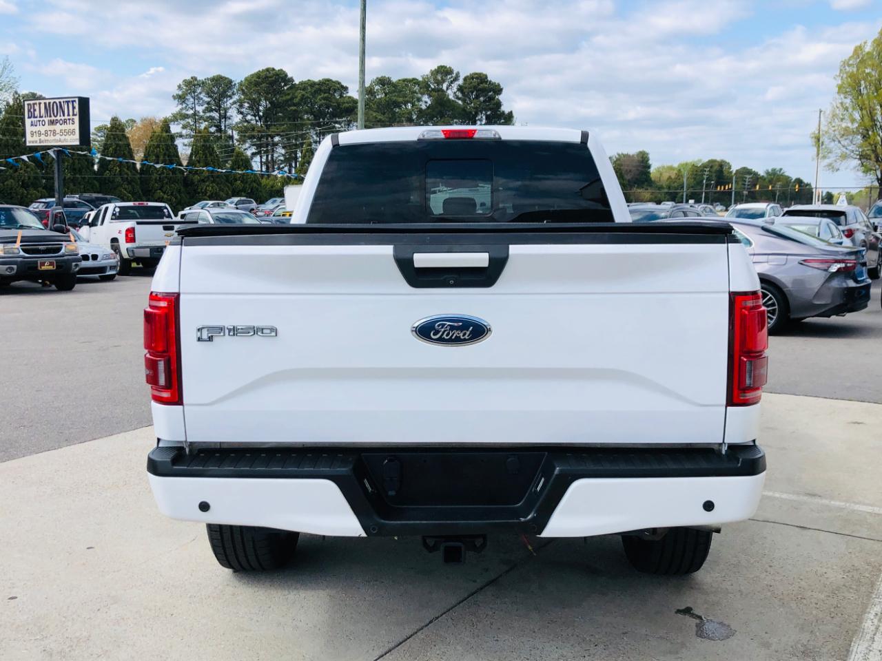 Ford F-150 4WD SuperCrew 157" Lariat w/HD Payload Pkg 2015