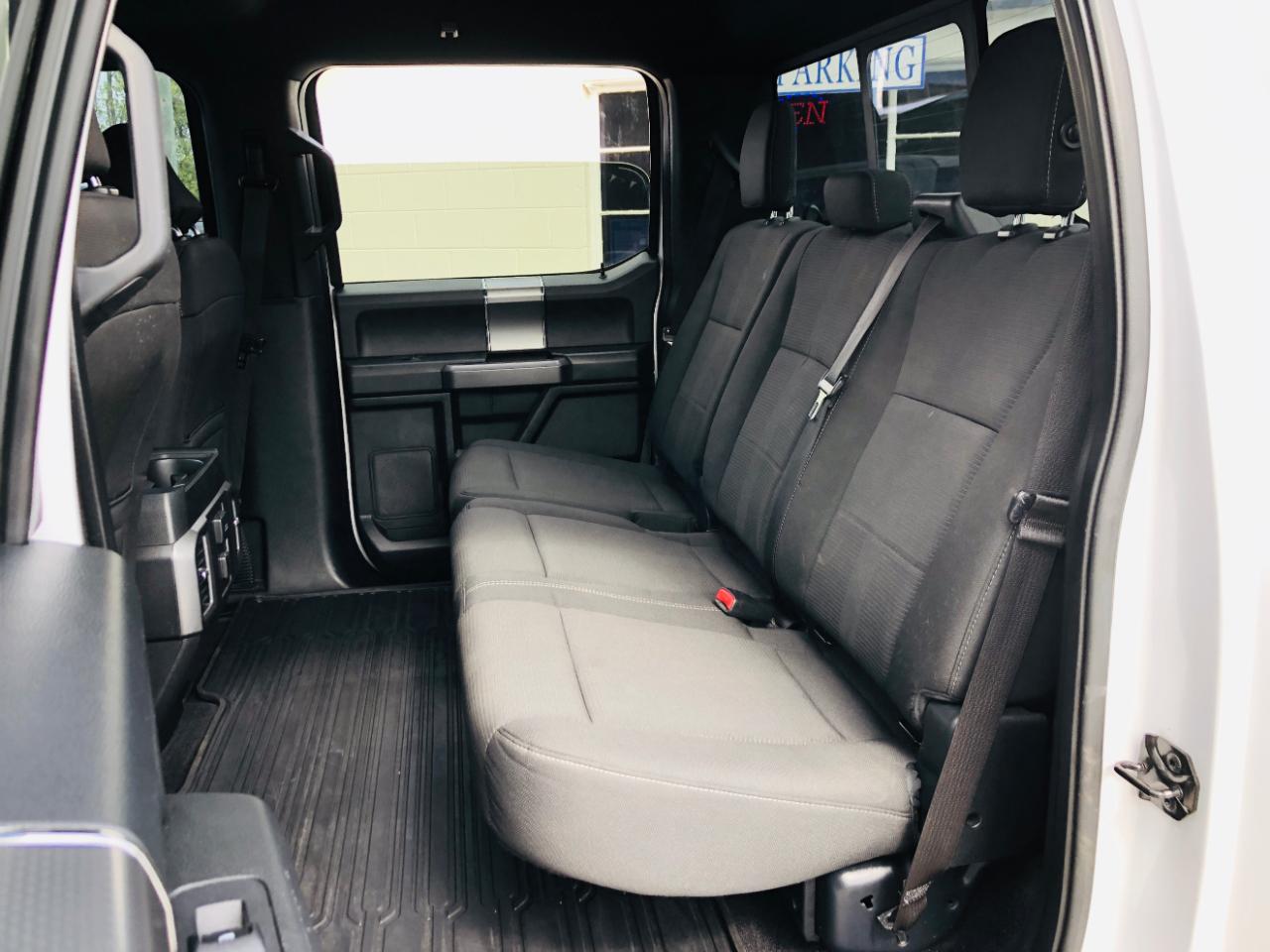 Ford F-150 4WD SuperCrew 157" Lariat w/HD Payload Pkg 2015