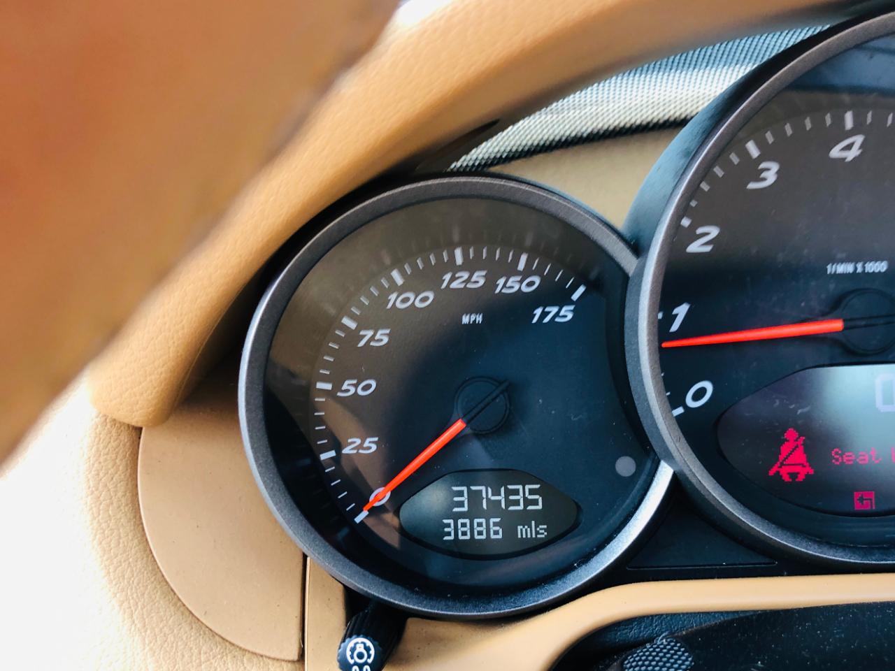 Porsche Boxster 2dr Roadster 2010