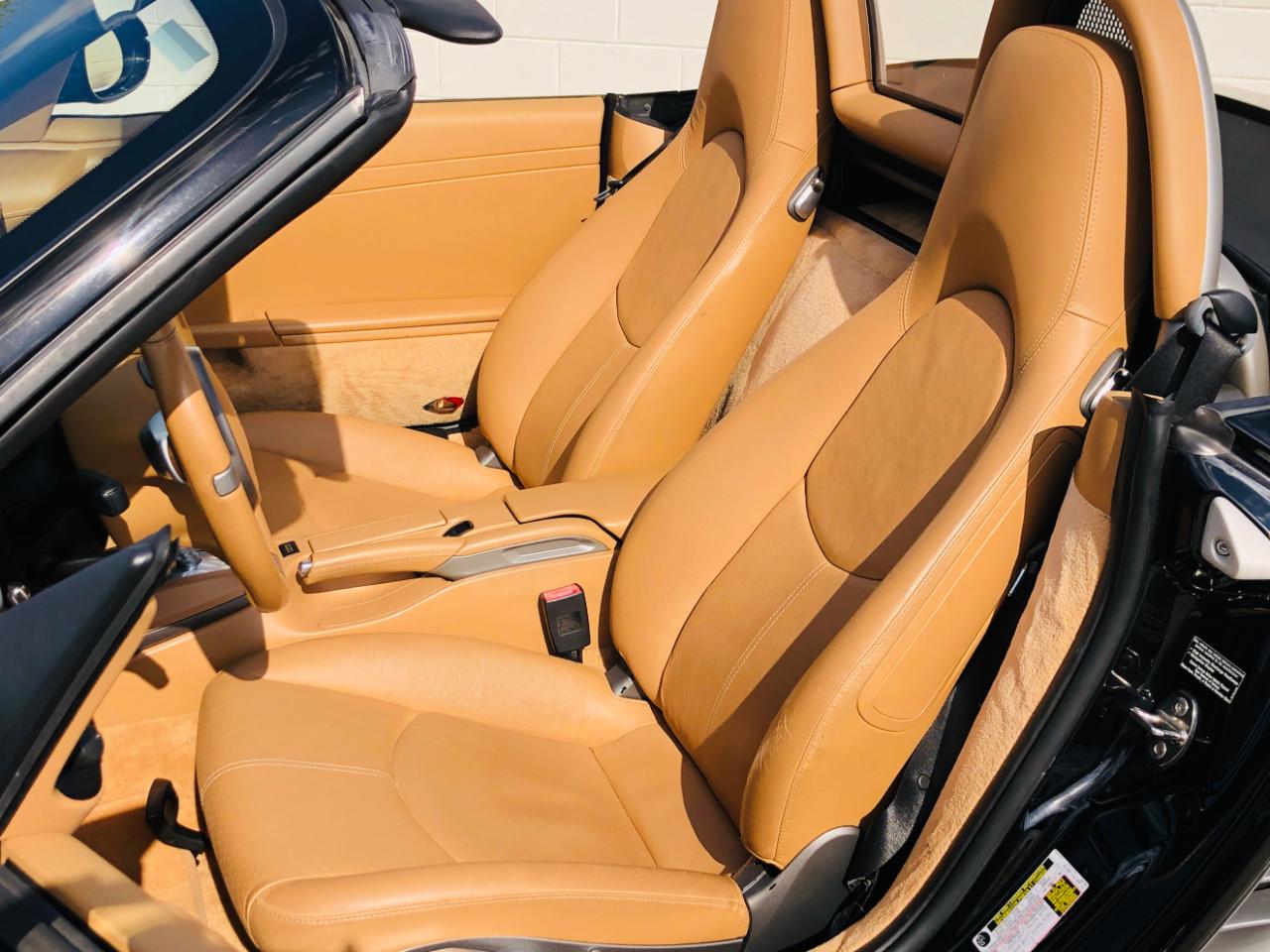 Porsche Boxster 2dr Roadster 2010