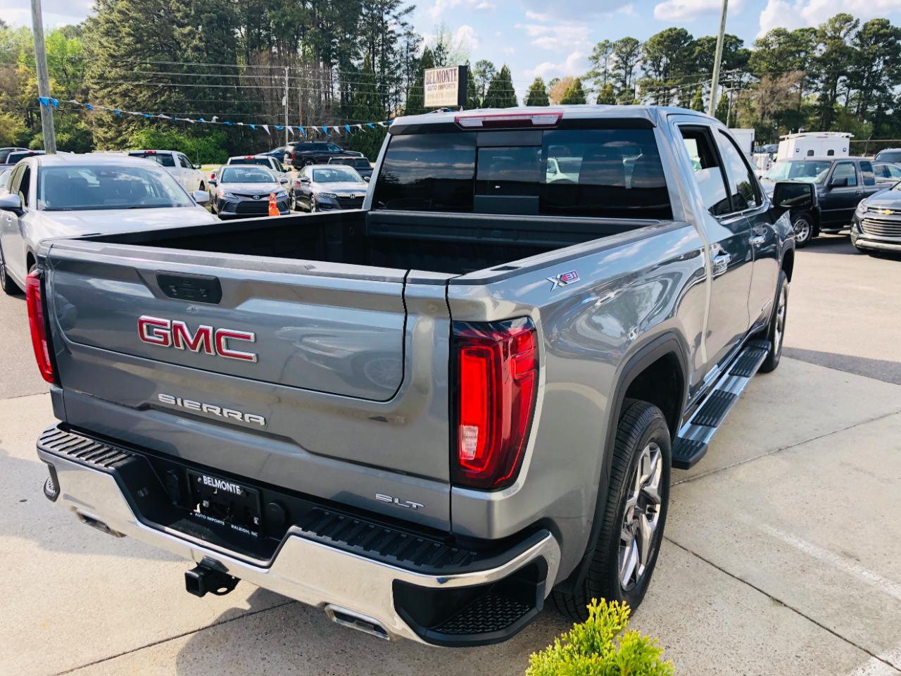 GMC Sierra 1500 Limited 4WD Crew Cab 147" SLT 2022