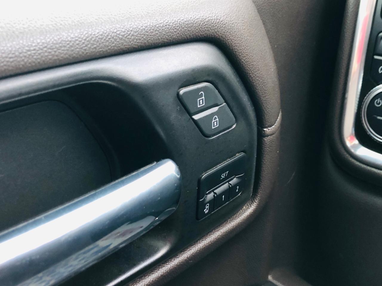 GMC Sierra 1500 Limited 4WD Crew Cab 147" SLT 2022