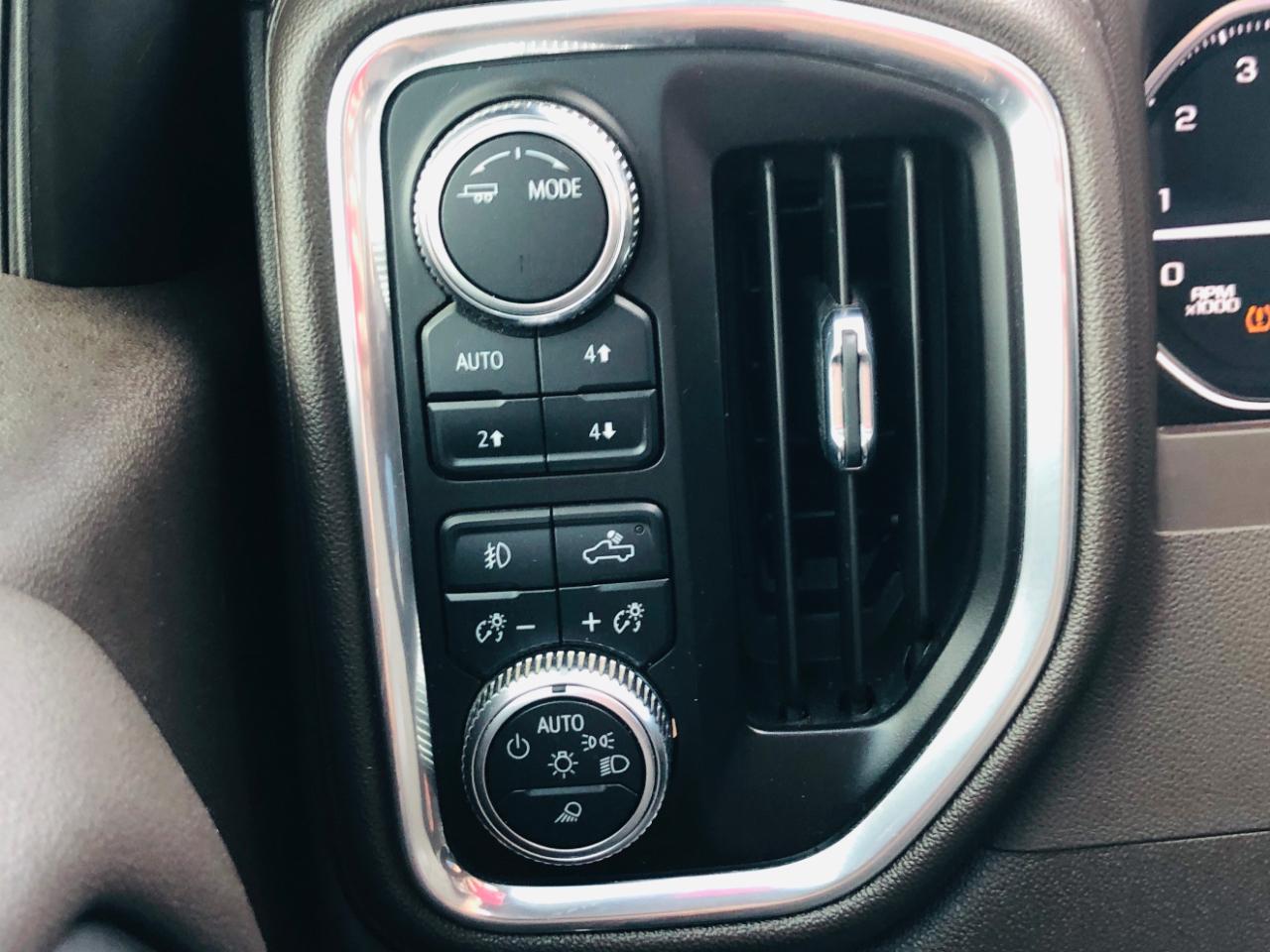 GMC Sierra 1500 Limited 4WD Crew Cab 147" SLT 2022