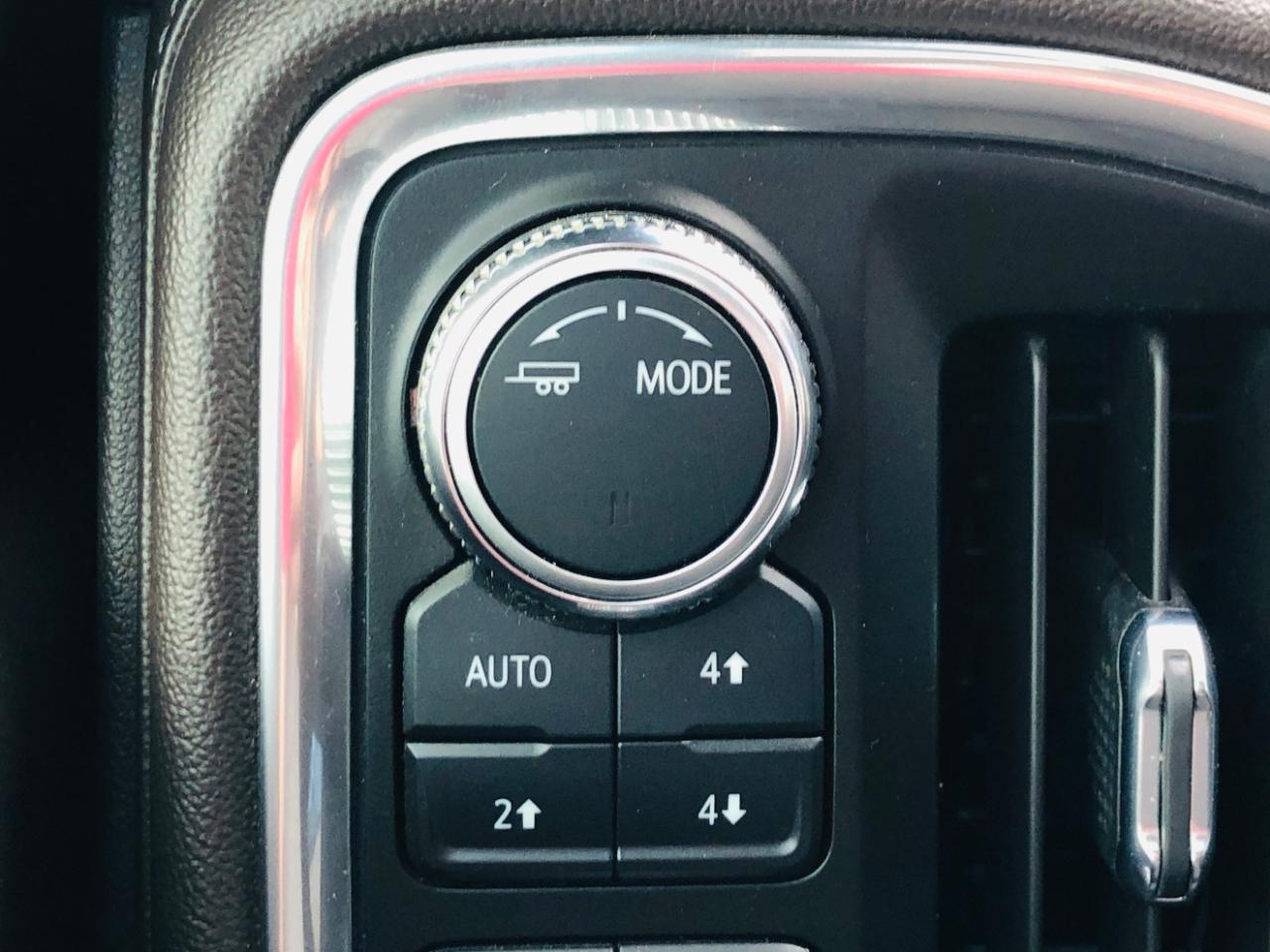 GMC Sierra 1500 Limited 4WD Crew Cab 147" SLT 2022