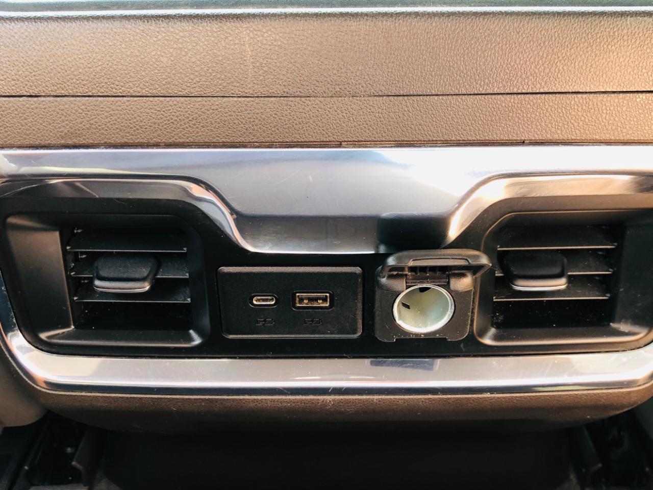 GMC Sierra 1500 Limited 4WD Crew Cab 147" SLT 2022