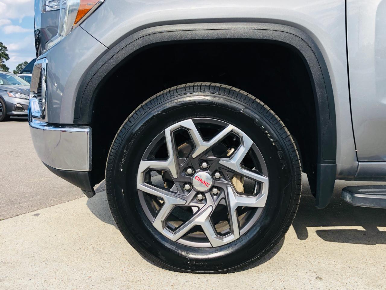 GMC Sierra 1500 Limited 4WD Crew Cab 147" SLT 2022