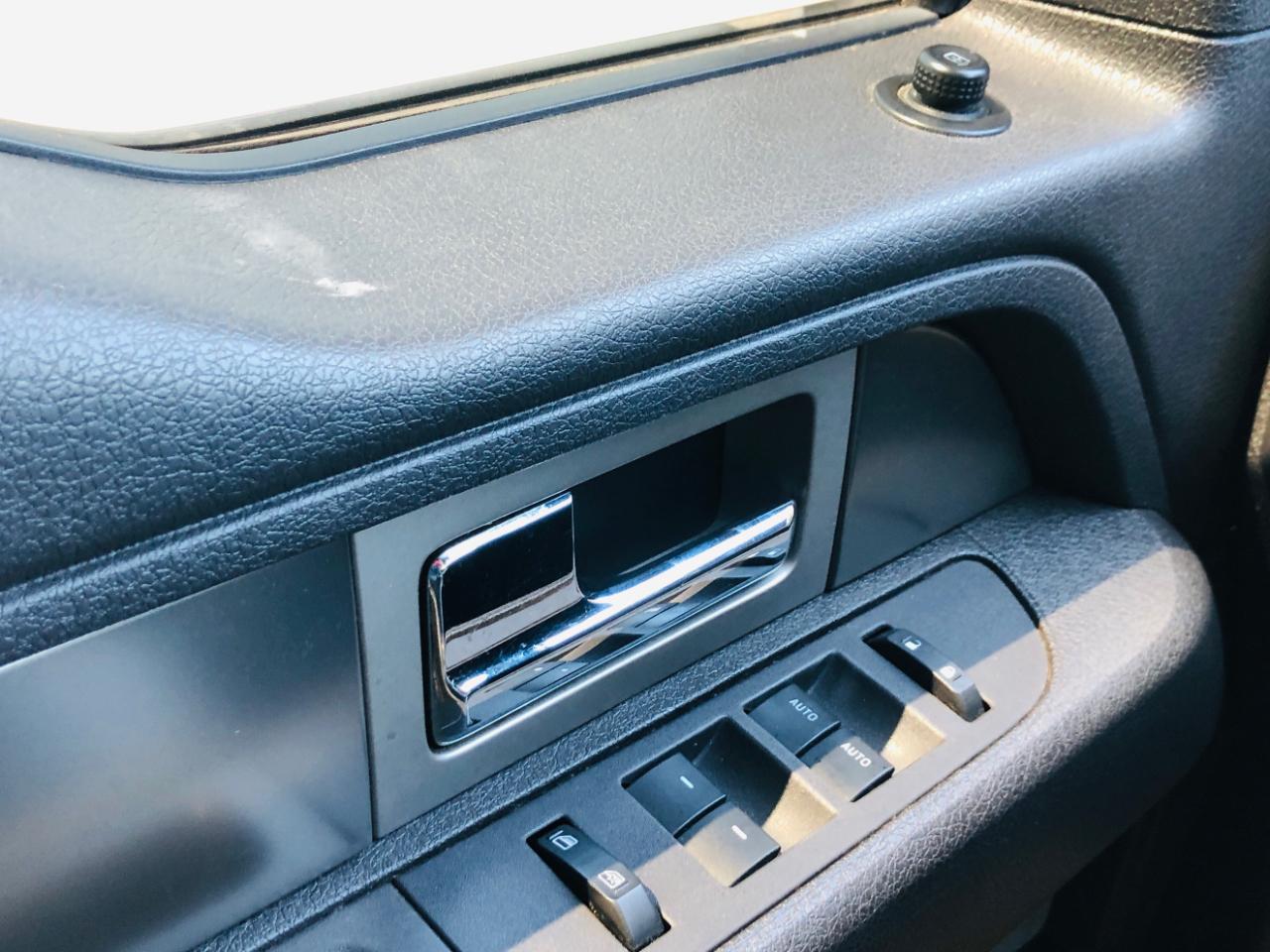 Ford F-150 4WD SuperCrew 145" Platinum 2014