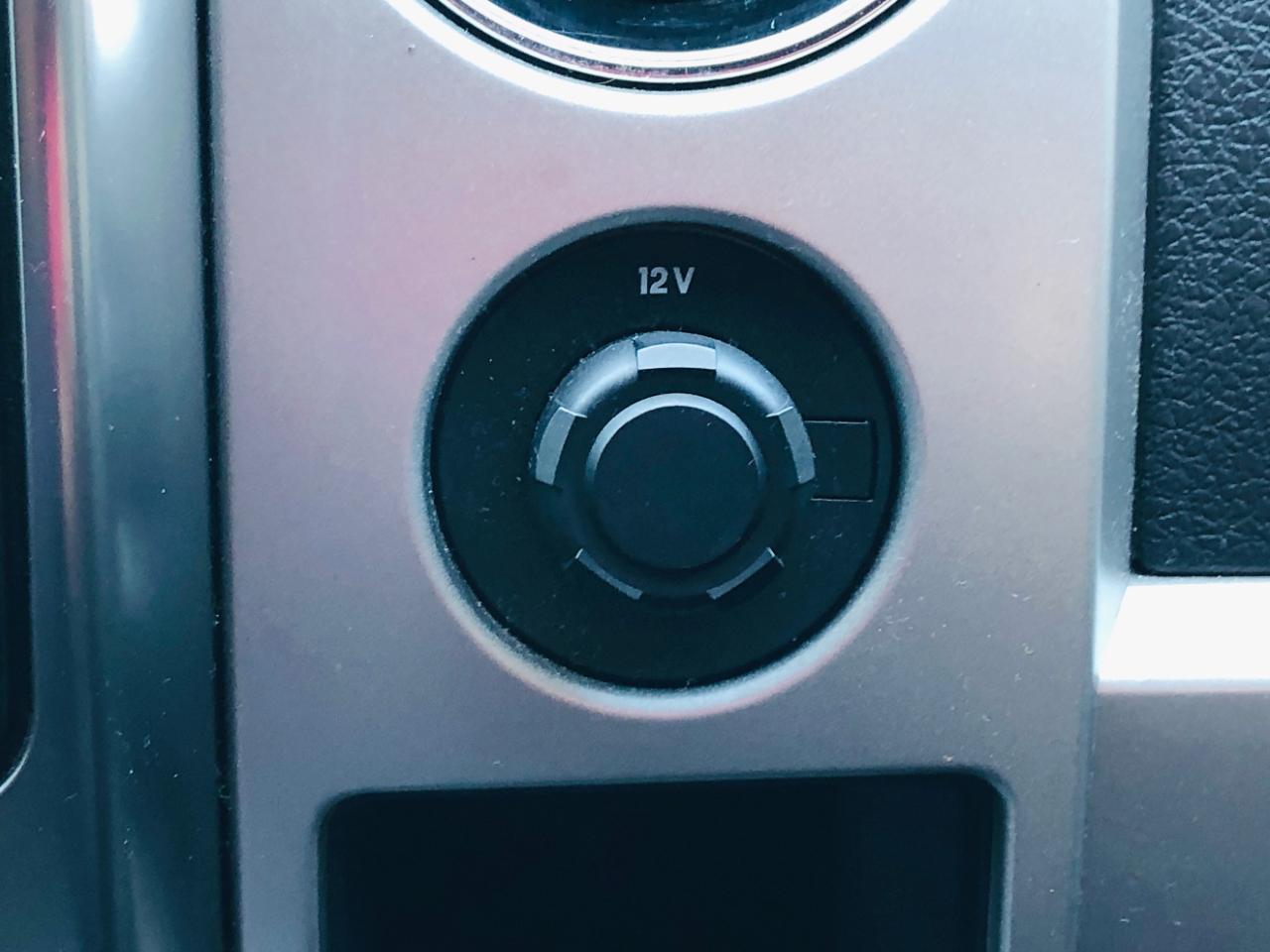 Ford F-150 4WD SuperCrew 145" Platinum 2014