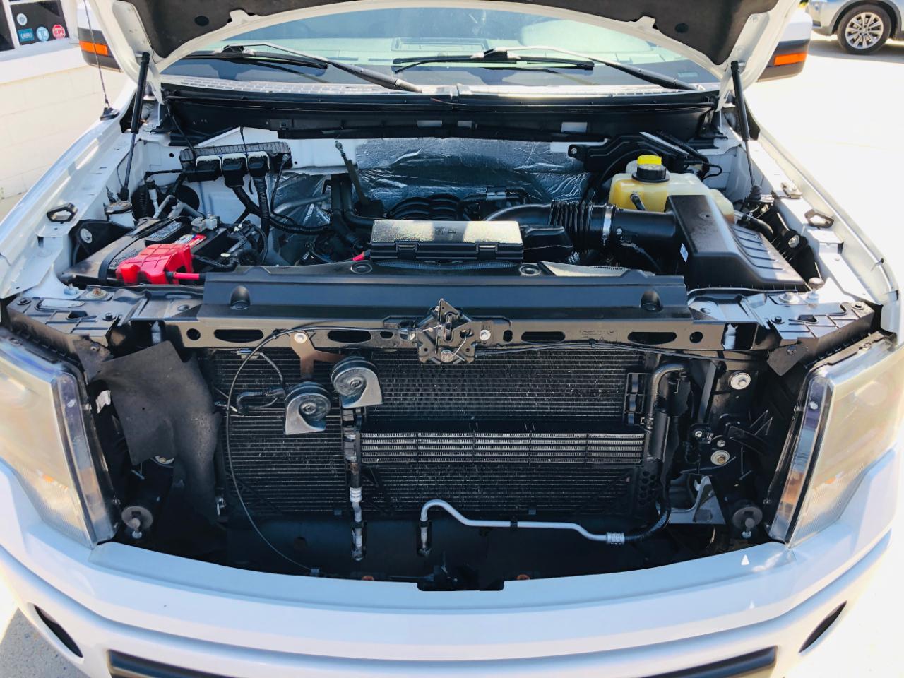 Ford F-150 4WD SuperCrew 145" Platinum 2014