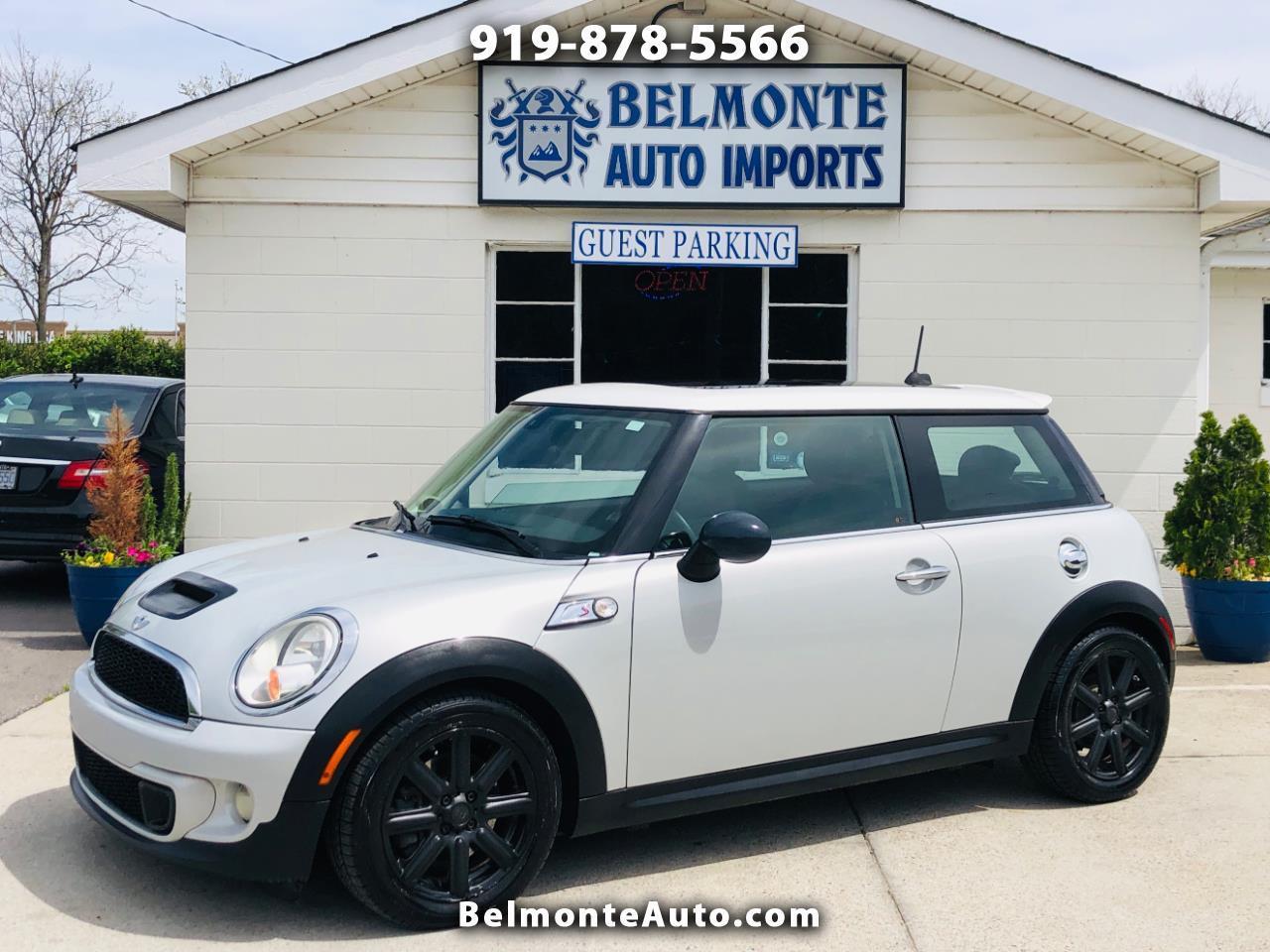 2013 MINI Cooper S's photo