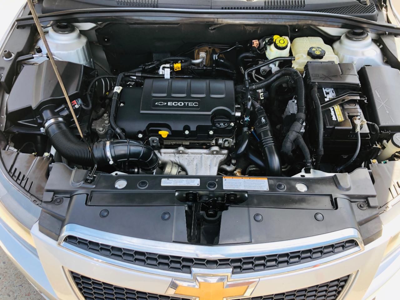 Chevrolet Cruze 4dr Sdn LT w/2LT 2012