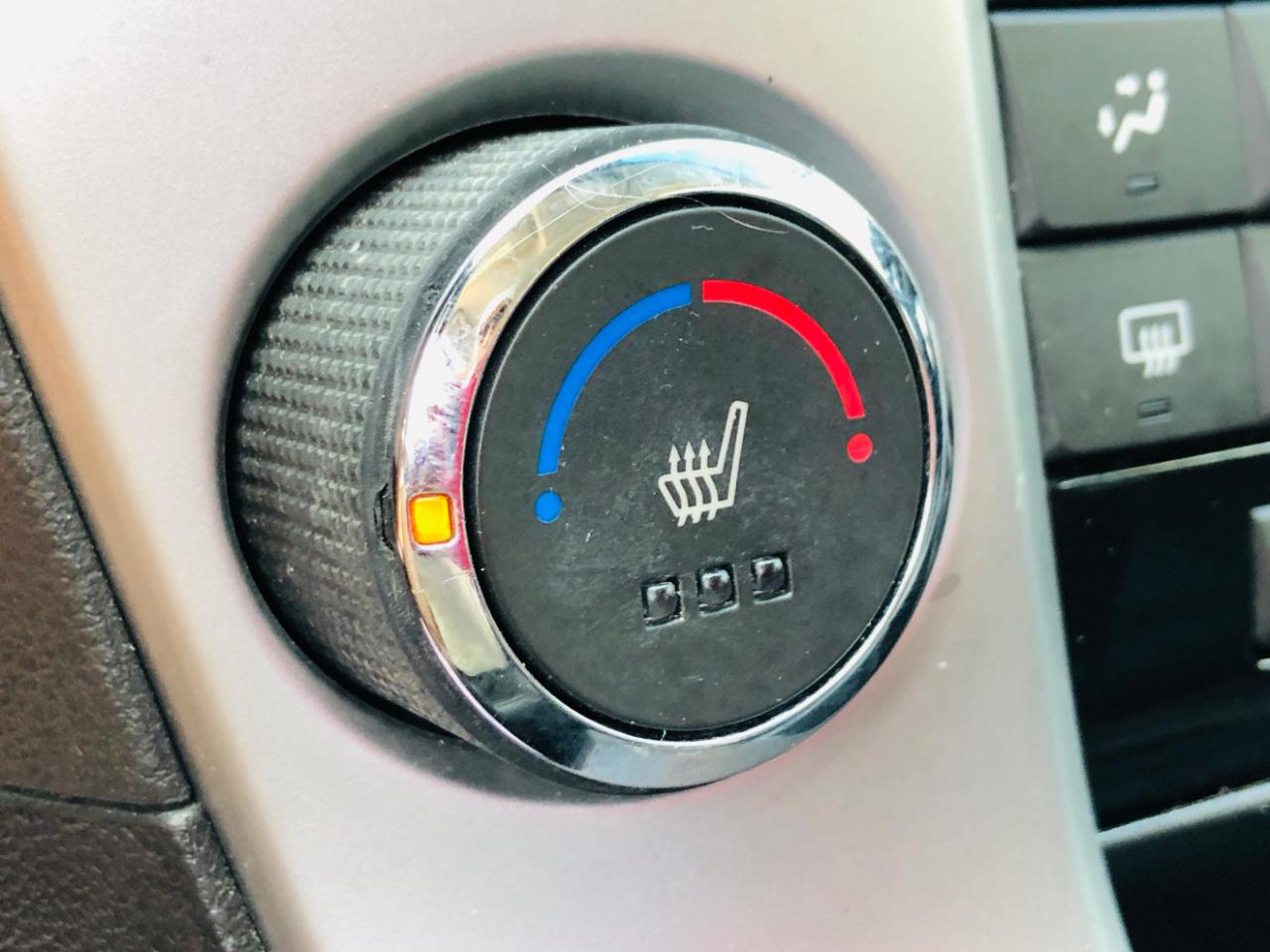 Chevrolet Cruze 4dr Sdn LT w/2LT 2012