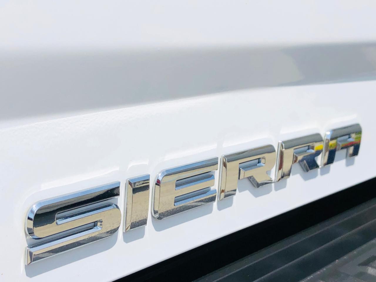 GMC Sierra 2500HD 4WD Crew Cab 153.7" SLT 2018